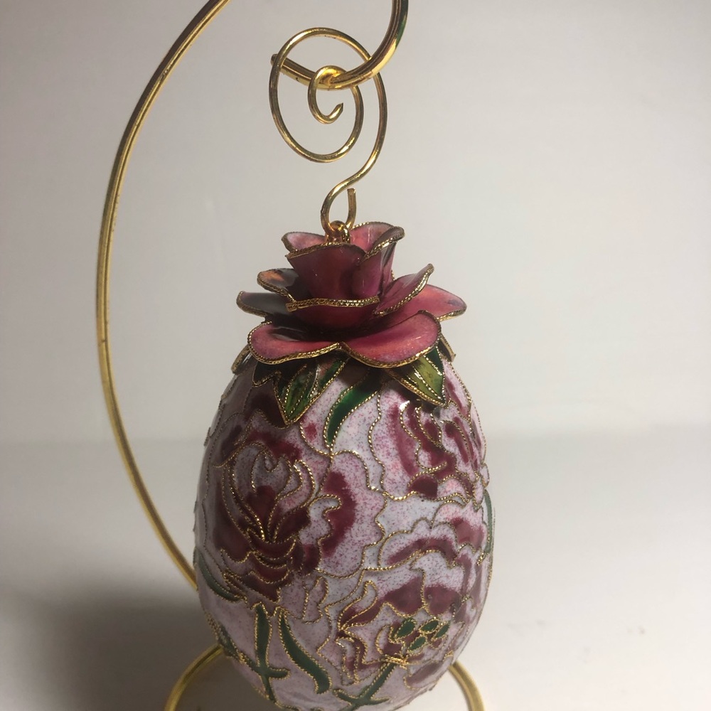 Cloisonne of Oriental Treasures enameled egg